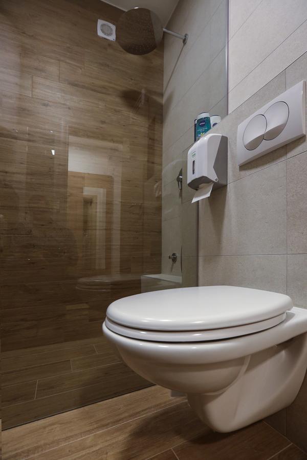 נובי סאד Apartment Promenada 30 מראה חיצוני תמונה