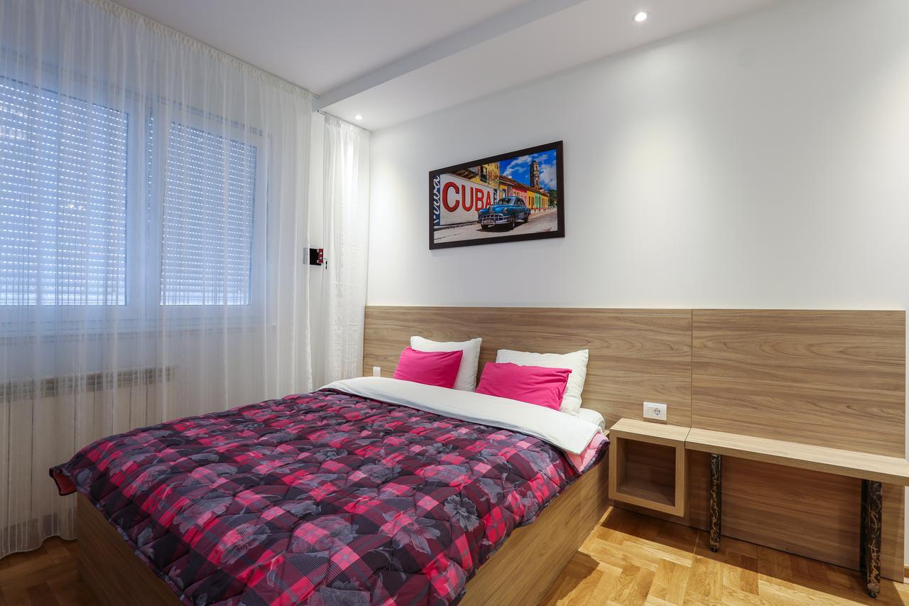 נובי סאד Apartment Promenada 30 מראה חיצוני תמונה